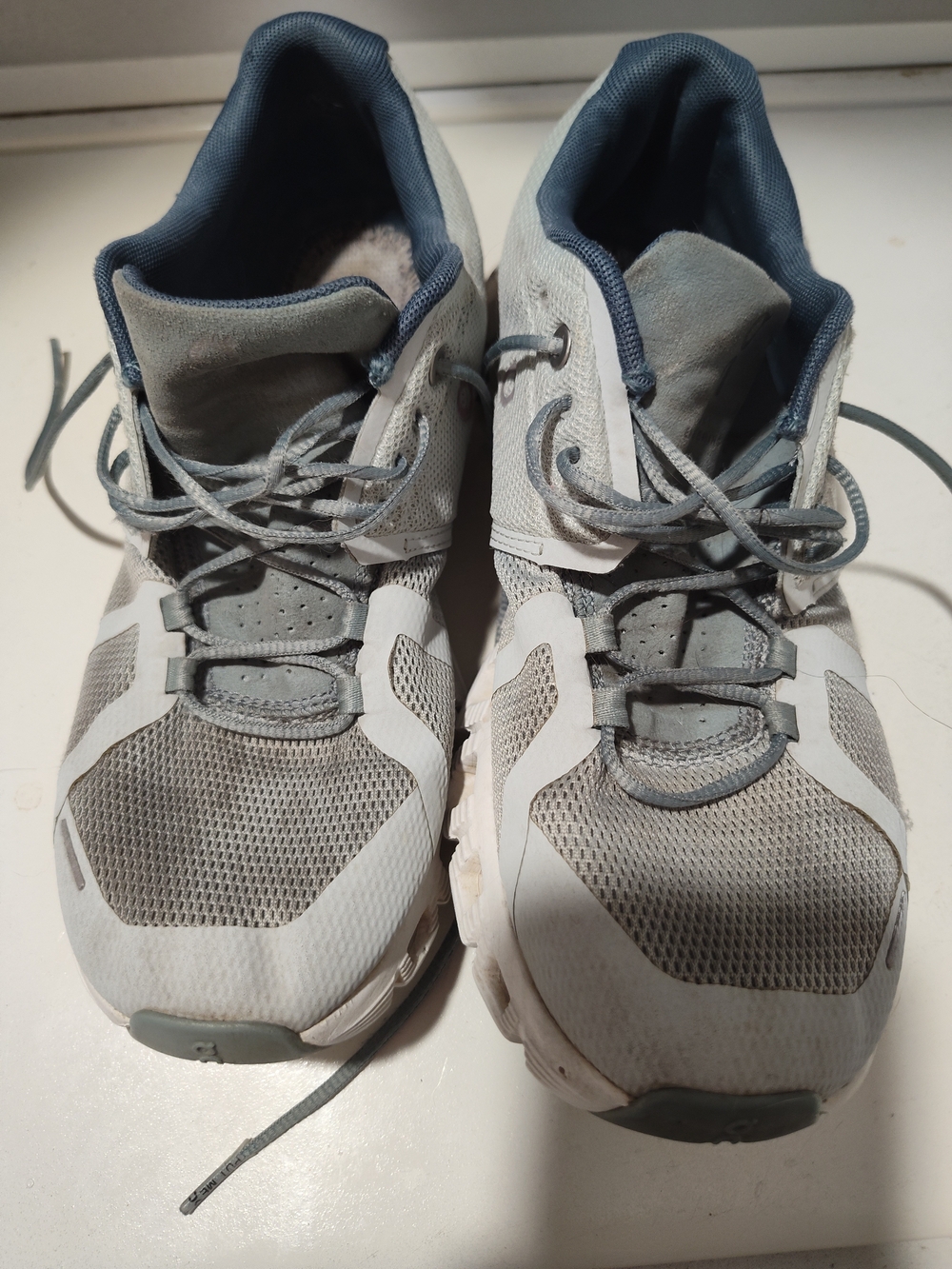 Women's On Running in White and Gray